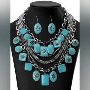Paparazzi Turquoise and Silver Necklace Set